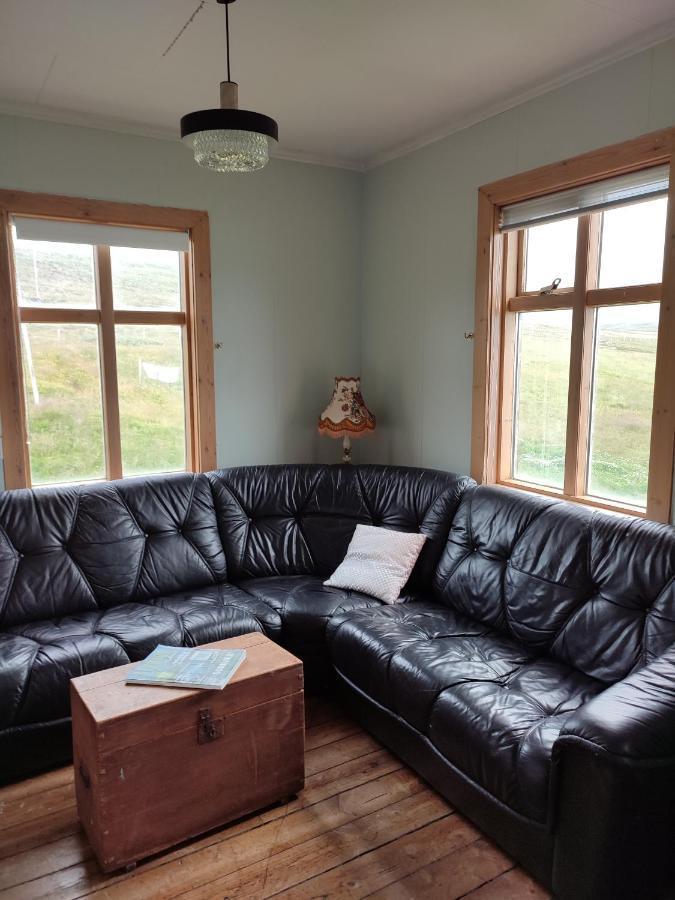 Happy-Cove Guesthouse - By The Sea Bakkafjorthur エクステリア 写真