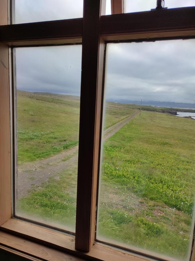Happy-Cove Guesthouse - By The Sea Bakkafjorthur エクステリア 写真