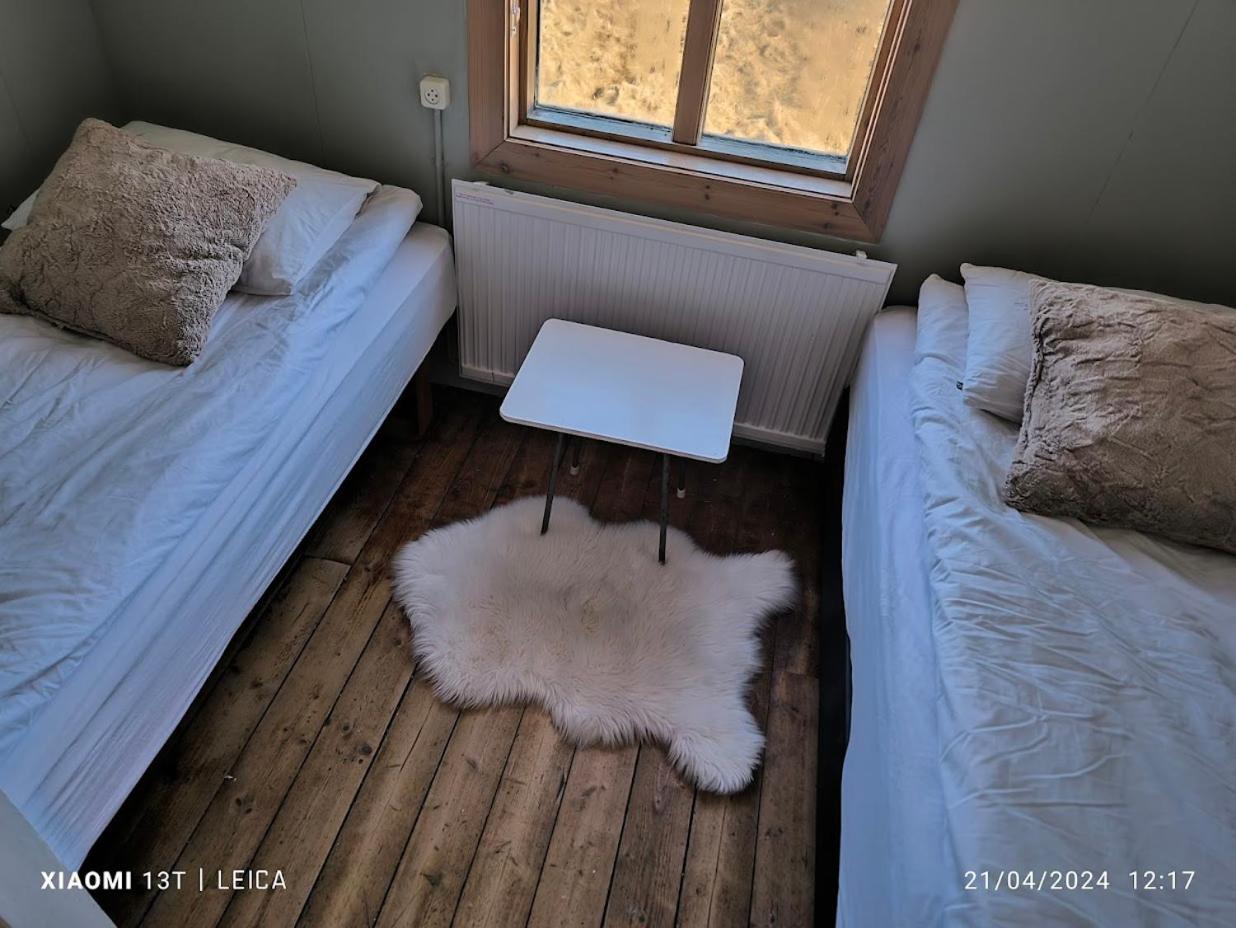 Happy-Cove Guesthouse - By The Sea Bakkafjorthur エクステリア 写真