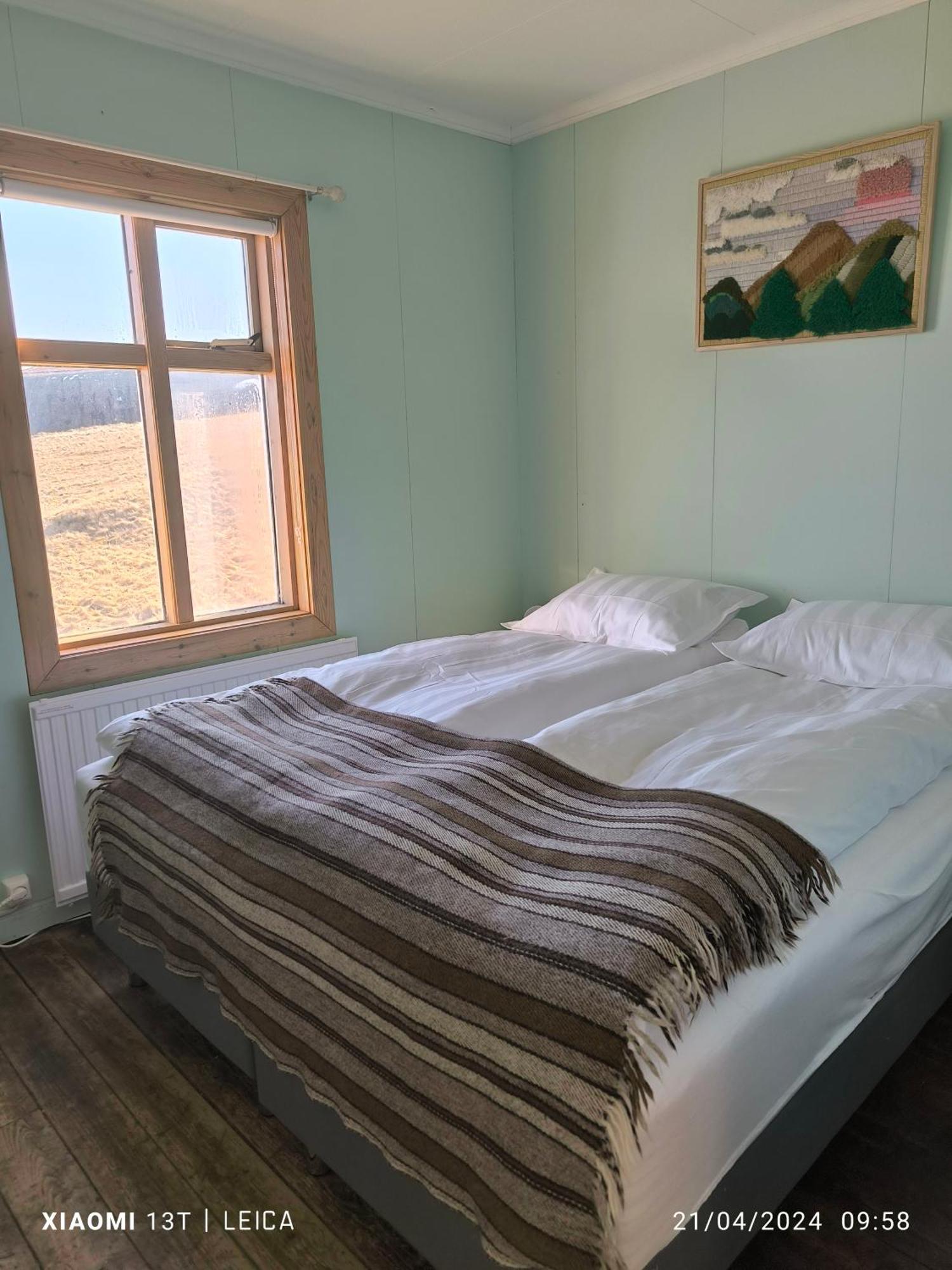 Happy-Cove Guesthouse - By The Sea Bakkafjorthur エクステリア 写真