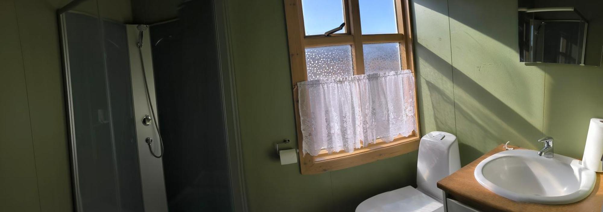 Happy-Cove Guesthouse - By The Sea Bakkafjorthur エクステリア 写真